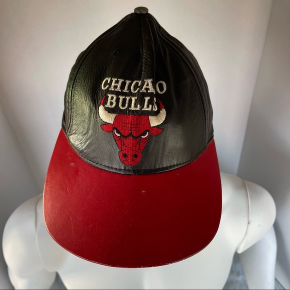 1990s” NBA Chicago Bulls Red/Black Leather Jeff Hamilton Design Strap back Hat - Picture 2 of 16